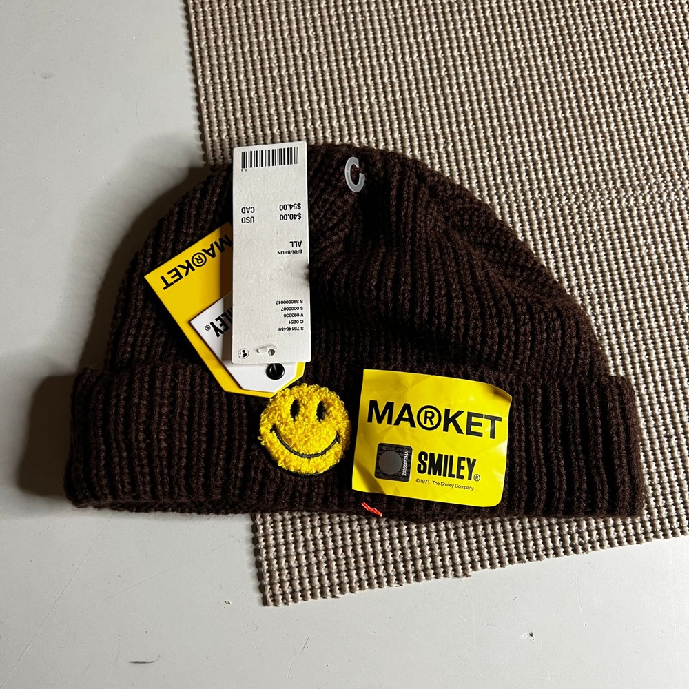 Market x Smiley Brown Ribbed Knit Beanie Hat Smiley Face Patch Streetwear NEW